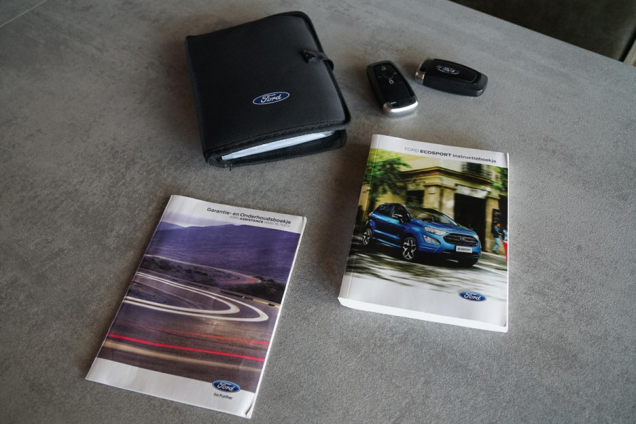 Ford EcoSport 1.0 EcoBoost ST-Line Black + APPLE CARPLAY / KEYLESS / SENSOREN / VOORRUITVERWARMING