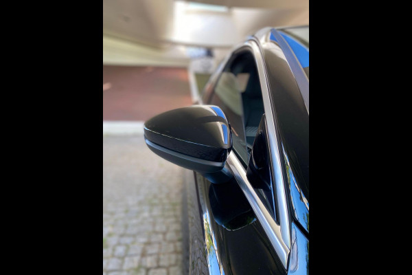 Audi A3 Limousine 30 TFSI Business edition Virtual Carplay Navi