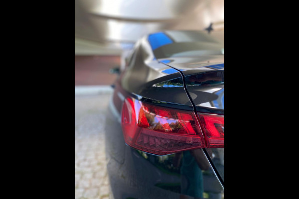 Audi A3 Limousine 30 TFSI Business edition Virtual Carplay Navi