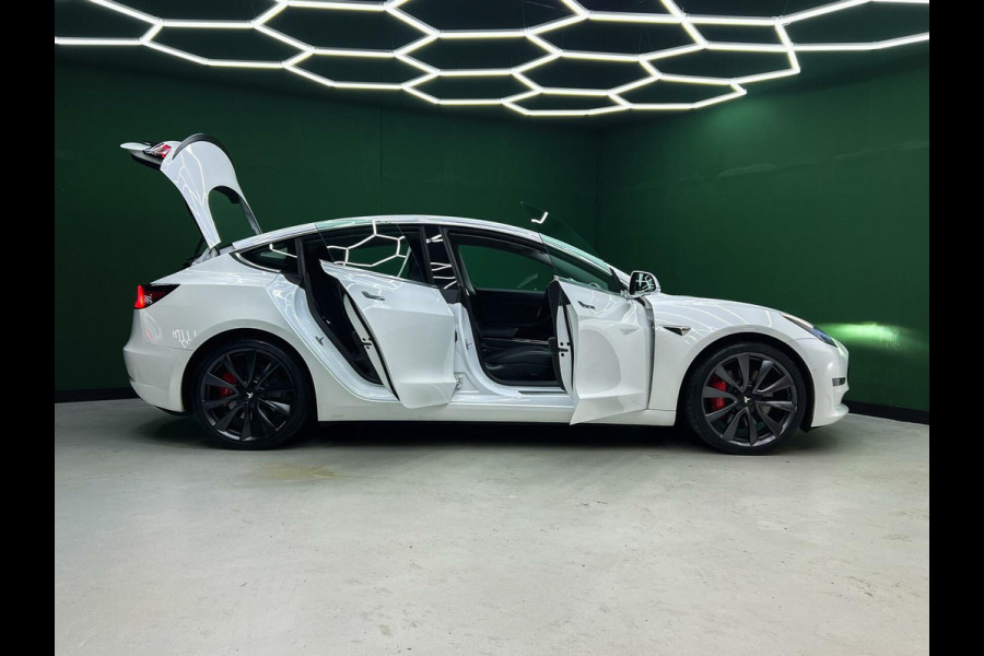 Tesla Model 3 Performance AWD 75 kWh Trekhaak | Marge | NAP