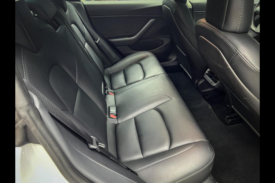 Tesla Model 3 Performance AWD 75 kWh Trekhaak | Marge | NAP