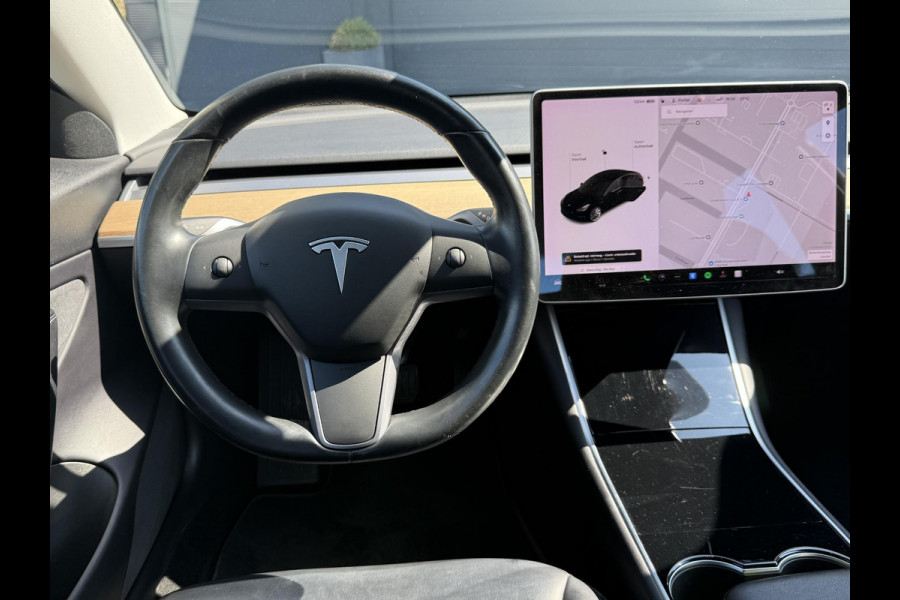 Tesla Model 3 Long Range AWD 75 kWh 2e Eigenaar,Autopilot,Panodak,Leder,360 Camera,NL Auto,N.A.P,APK tot 03-2027