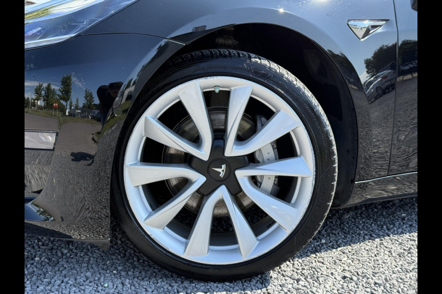 Tesla Model 3 Long Range AWD 75 kWh 2e Eigenaar,Autopilot,Panodak,Leder,360 Camera,NL Auto,N.A.P,APK tot 03-2027
