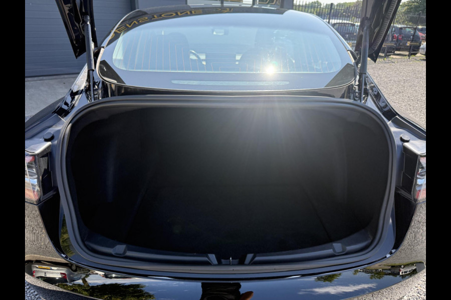 Tesla Model 3 Long Range AWD 75 kWh 2e Eigenaar,Autopilot,Panodak,Leder,360 Camera,NL Auto,N.A.P,APK tot 03-2027
