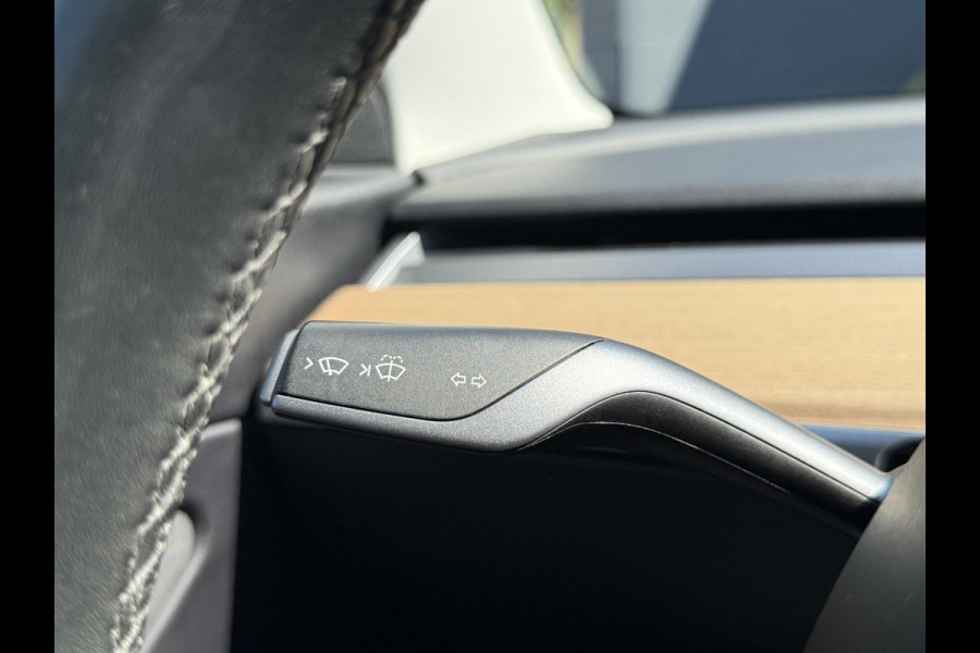 Tesla Model 3 Long Range AWD 75 kWh 2e Eigenaar,Autopilot,Panodak,Leder,360 Camera,NL Auto,N.A.P,APK tot 03-2027
