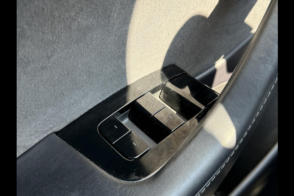 Tesla Model 3 Long Range AWD 75 kWh 2e Eigenaar,Autopilot,Panodak,Leder,360 Camera,NL Auto,N.A.P,APK tot 03-2027