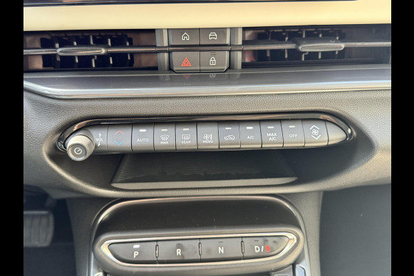 Fiat 600E La Prima 54 kWh | Lederen bekleding | Elektr. achterklep | Zeer compleet | Prijs is rijklaar