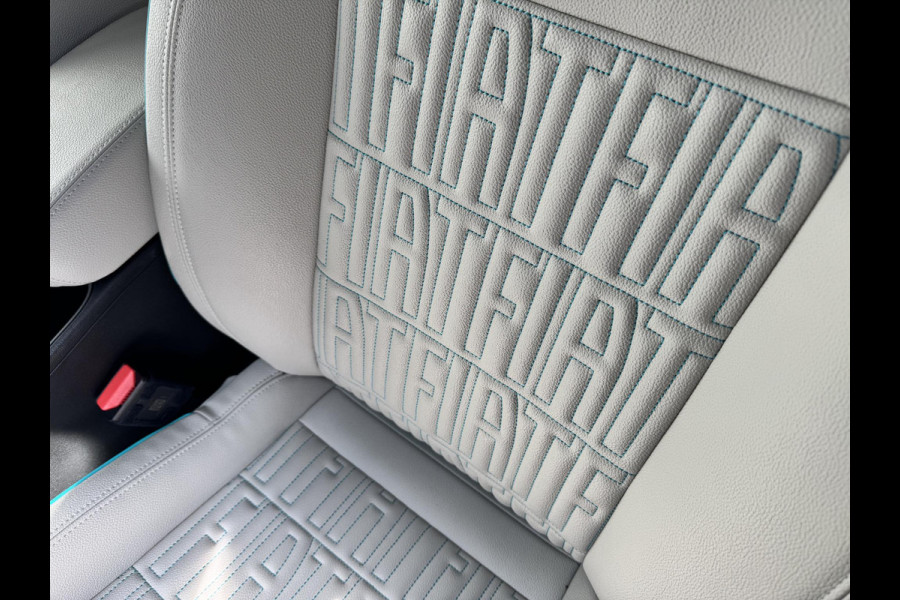 Fiat 600E La Prima 54 kWh | Lederen bekleding | Elektr. achterklep | Zeer compleet | Prijs is rijklaar