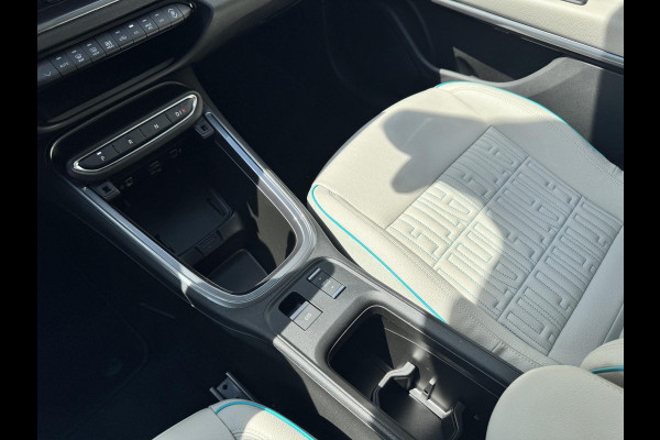 Fiat 600E La Prima 54 kWh | Lederen bekleding | Elektr. achterklep | Zeer compleet | Prijs is rijklaar