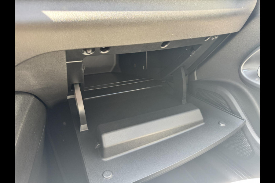 Fiat 600E La Prima 54 kWh | Lederen bekleding | Elektr. achterklep | Zeer compleet | Prijs is rijklaar