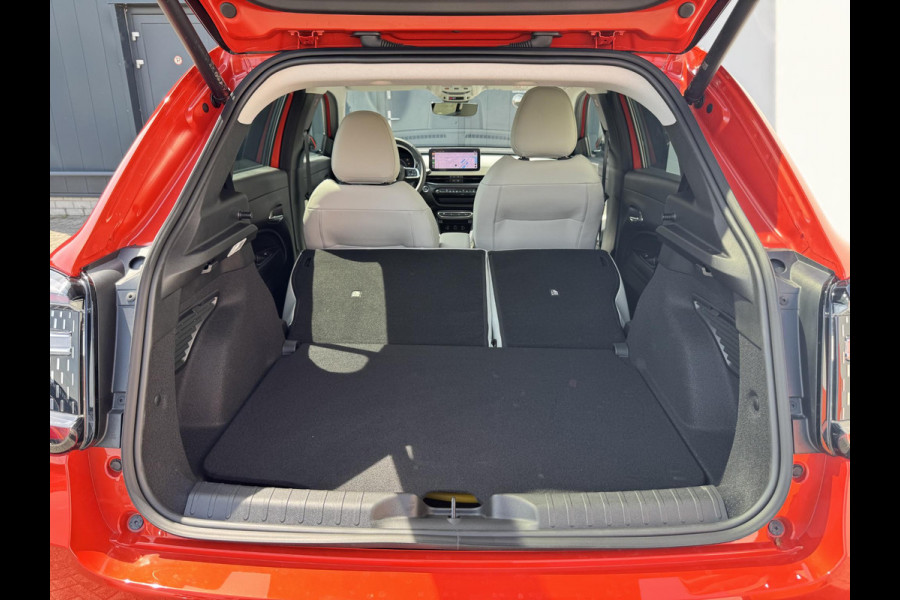 Fiat 600E La Prima 54 kWh | Lederen bekleding | Elektr. achterklep | Zeer compleet | Prijs is rijklaar