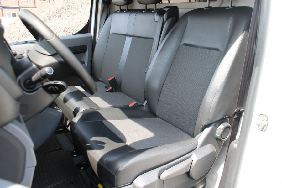 Citroën Jumpy 2.0 BlueHDI 120 M Driver