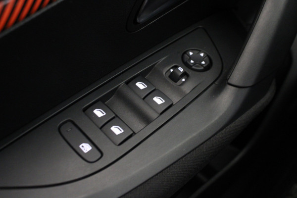 Peugeot 2008 1.2 PureTech Active |Navi|