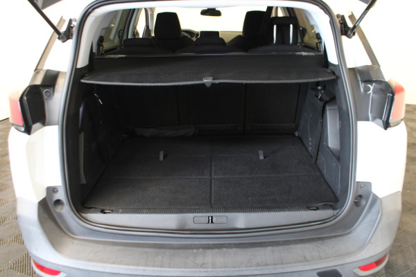 Peugeot 5008 1.2 PureTech Blue Lease Executive |Navi|Camera|