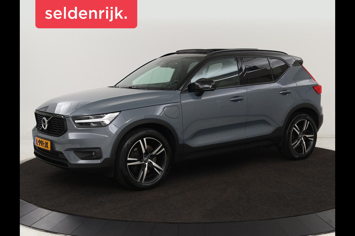 Volvo XC40 1.5 T4 Rech R Design Expression | Panoramadak | Stoel & stuurverwarming | Adaptive cruise | Trekhaak | Camera | Carplay | Getint glas | PHEV Volvo XC40 1.5 T4 Rech R Design Expression | Panoramadak | Stoel & stuurverwarming | Adaptive cruise | Trekhaak | Camera | Carplay | Getint glas | PHEV