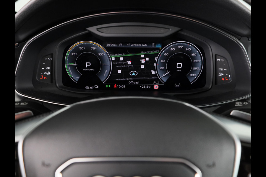 Audi A6 Avant 55 TFSI e quattro S edition Competition 367 pk S-tronic | Nappa leder | Navigatie | Panoramadak | Elektr. trekhaak | Parkeersensoren (Park assist) | Rondomzicht camera | S-Line |