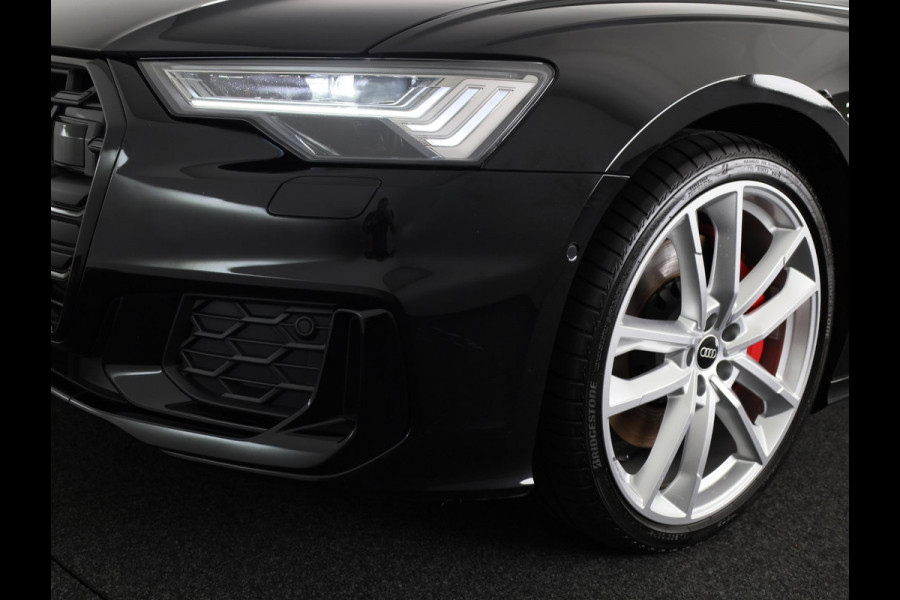 Audi A6 Avant 55 TFSI e quattro S edition Competition 367 pk S-tronic | Nappa leder | Navigatie | Panoramadak | Elektr. trekhaak | Parkeersensoren (Park assist) | Rondomzicht camera | S-Line |
