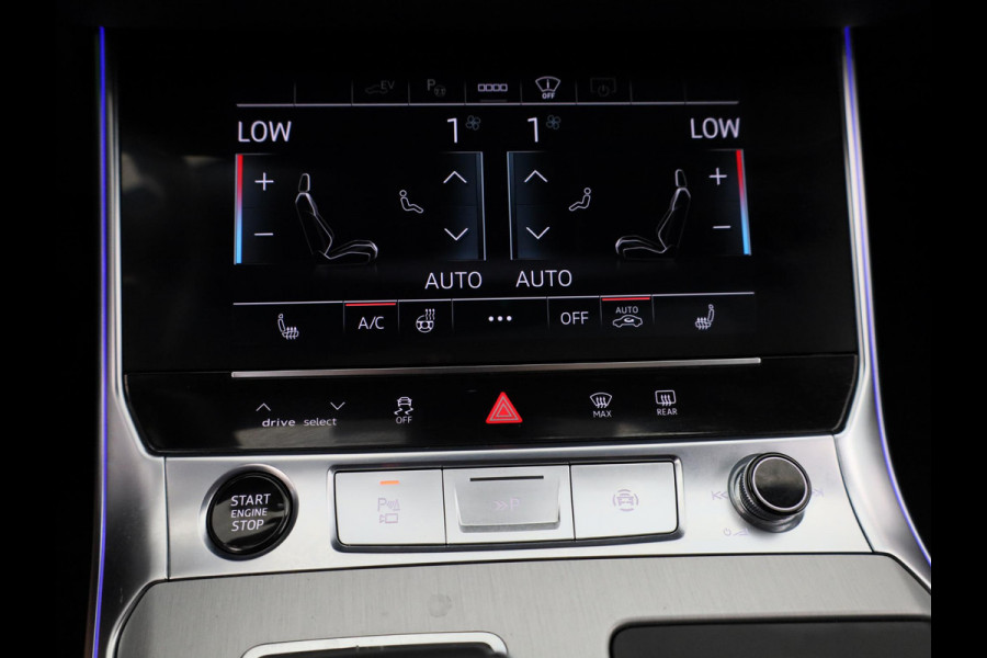 Audi A6 Avant 55 TFSI e quattro S edition Competition 367 pk S-tronic | Nappa leder | Navigatie | Panoramadak | Elektr. trekhaak | Parkeersensoren (Park assist) | Rondomzicht camera | S-Line |