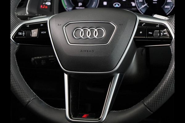 Audi A6 Avant 55 TFSI e quattro S edition Competition 367 pk S-tronic | Nappa leder | Navigatie | Panoramadak | Elektr. trekhaak | Parkeersensoren (Park assist) | Rondomzicht camera | S-Line |
