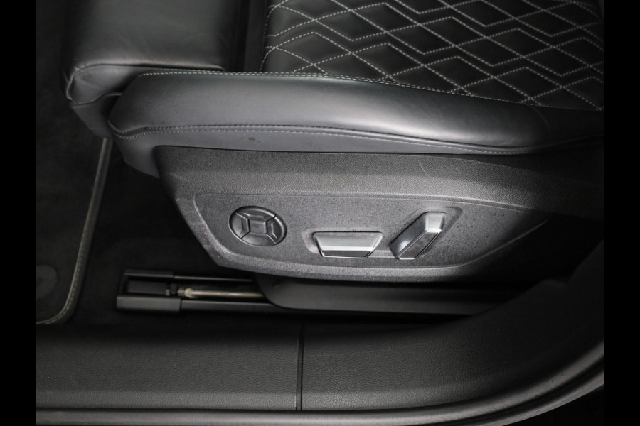 Audi A6 Avant 55 TFSI e quattro S edition Competition 367 pk S-tronic | Nappa leder | Navigatie | Panoramadak | Elektr. trekhaak | Parkeersensoren (Park assist) | Rondomzicht camera | S-Line |