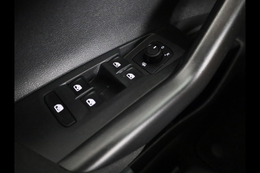 Volkswagen Polo 1.0 TSI Life Business 95 pk | Verlengde garantie | Navigatie | Parkeersensoren | Achteruitrijcamera | Adaptieve cruise control | LED koplampen |