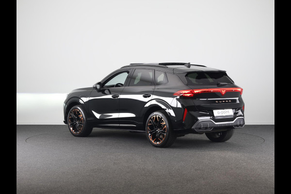 CUPRA Terramar 1.5 TSI e-Hybrid VZ Performance 272 pk Automaat (DSG) | Navigatie | Panoramadak | Parkeersensoren (Park assist) | Rondomzicht camera | Matrix LED koplampen | Lederen bekleding | Elektr. voorstoelen met geheugen |