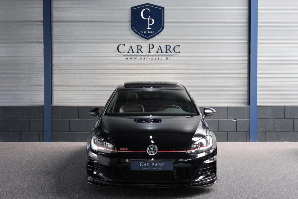 Volkswagen Golf 2.0 TSI GTI TCR 290+PK AKRAPOVIC/VIRTUAL/SFEER/PANO/LEER+S.VERWARMING/CAM/19'LMV/ECC/12 MDN GARANTIE!