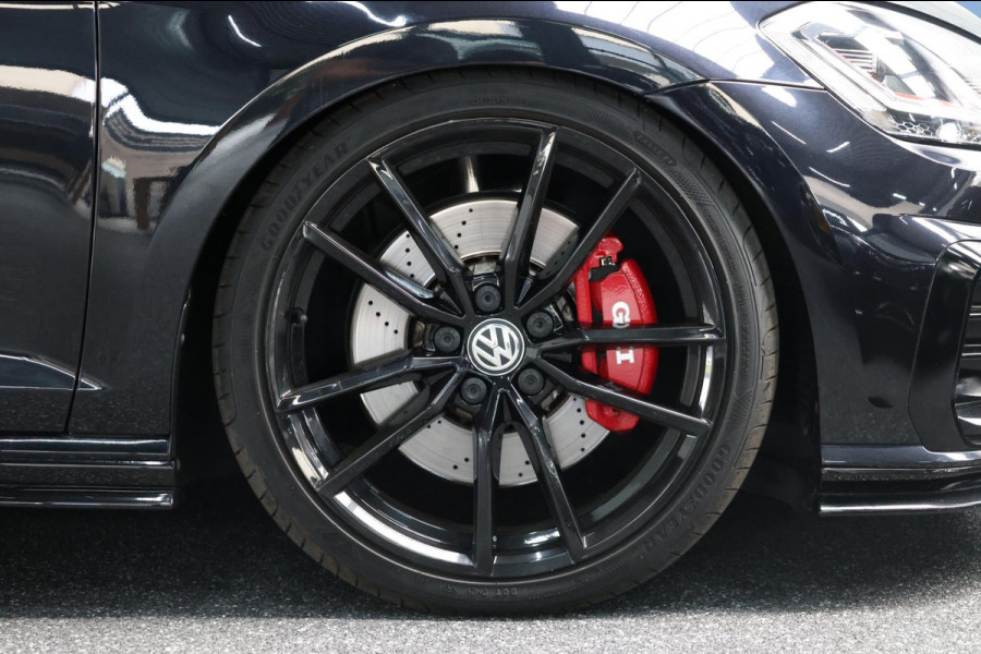Volkswagen Golf 2.0 TSI GTI TCR 290+PK AKRAPOVIC/VIRTUAL/SFEER/PANO/LEER+S.VERWARMING/CAM/19'LMV/ECC/12 MDN GARANTIE!
