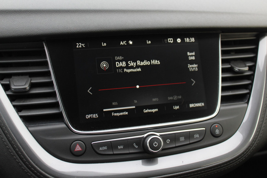 Opel Grandland X 1.2 Turbo Edition / Camera / Apple CarPlay / Keyless / 18'' / Stuurverwarming / Stoelverwarming / DAB / Elektr. achterklep / Cruise Control