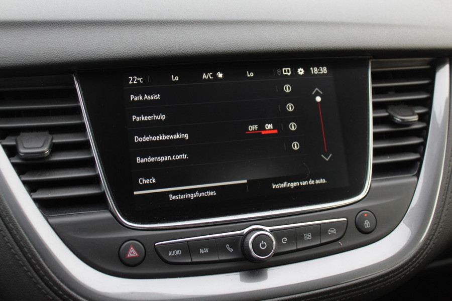 Opel Grandland X 1.2 Turbo Edition / Camera / Apple CarPlay / Keyless / 18'' / Stuurverwarming / Stoelverwarming / DAB / Elektr. achterklep / Cruise Control
