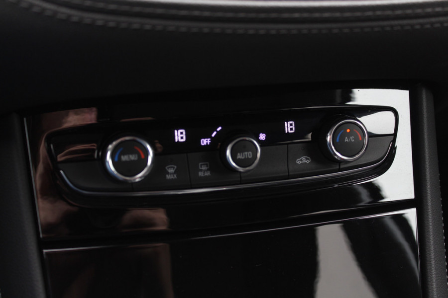 Opel Grandland X 1.2 Turbo Edition / Camera / Apple CarPlay / Keyless / 18'' / Stuurverwarming / Stoelverwarming / DAB / Elektr. achterklep / Cruise Control