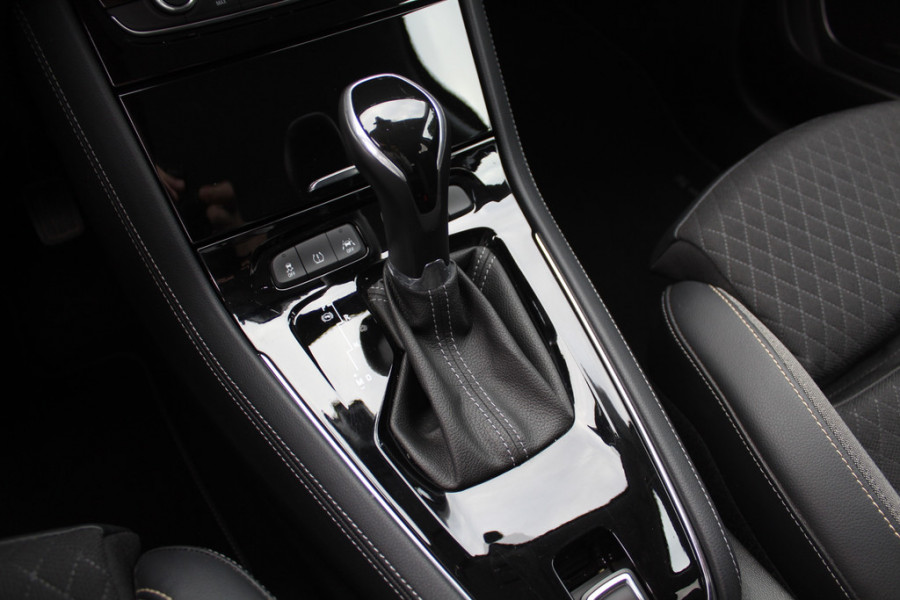 Opel Grandland X 1.2 Turbo Edition / Camera / Apple CarPlay / Keyless / 18'' / Stuurverwarming / Stoelverwarming / DAB / Elektr. achterklep / Cruise Control