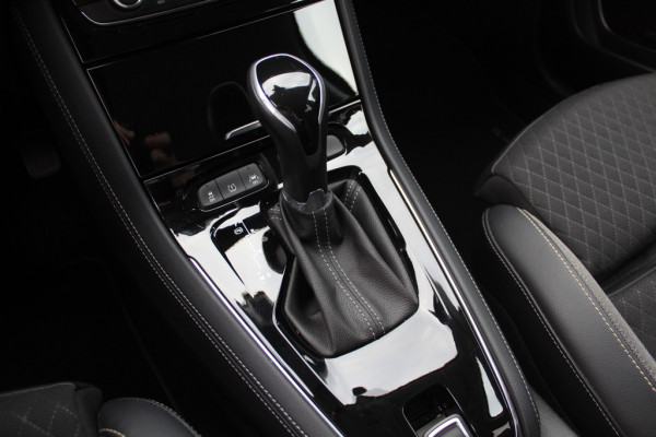 Opel Grandland X 1.2 Turbo Edition / Camera / Apple CarPlay / Keyless / 18'' / Stuurverwarming / Stoelverwarming / DAB / Elektr. achterklep / Cruise Control
