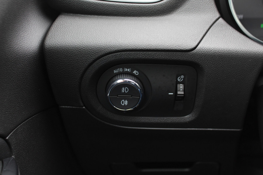 Opel Grandland X 1.2 Turbo Edition / Camera / Apple CarPlay / Keyless / 18'' / Stuurverwarming / Stoelverwarming / DAB / Elektr. achterklep / Cruise Control