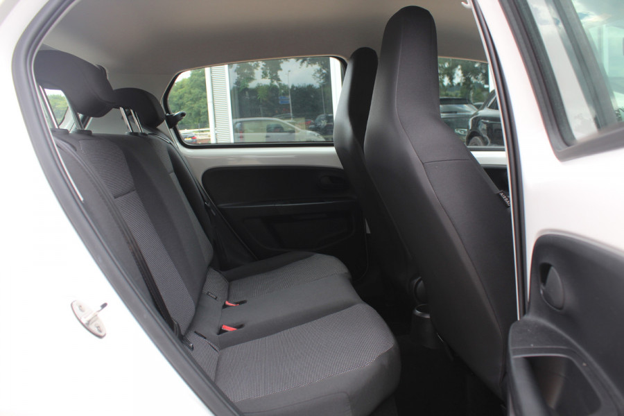 Volkswagen up! 1.0 BMT take up! / Airco / Radio / LED Dagrijverlichting / Elektr. ramen voor / Parrot