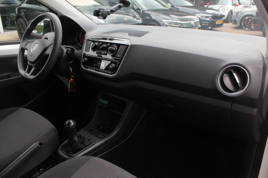 Volkswagen up! 1.0 BMT take up! / Airco / Radio / LED Dagrijverlichting / Elektr. ramen voor / Parrot