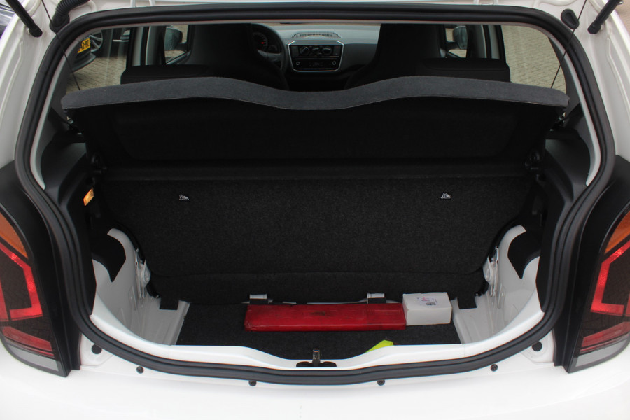 Volkswagen up! 1.0 BMT take up! / Airco / Radio / LED Dagrijverlichting / Elektr. ramen voor / Parrot