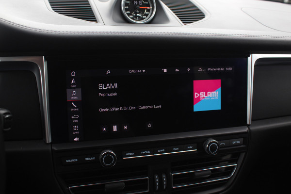 Porsche Macan 3.0 S / Trekhaak / Panoramadak / 360Camera / 21'' / Bose / Luchtvering / Stoelventilatie / Apple CarPlay / Sportstoelen / Stuurverwarming / Dodehoek / DAB / Stoelverwarming / Cruise Control