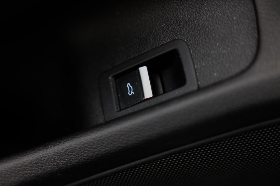 Audi A5 Sportback 2.0 TFSI S-line / AUT / NAP / Virtual Cockpit / 190 PK / Navi / Ecc / Cruise Control / Led / Pdc / 19 Inch