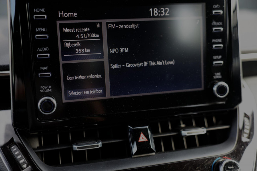 Toyota Corolla 1.8 Hybrid Comfort / Acc / Lane Assist / Dode Hoek / Camera / Stoelverkoeling / Stoelverwarming / Led / Pdc