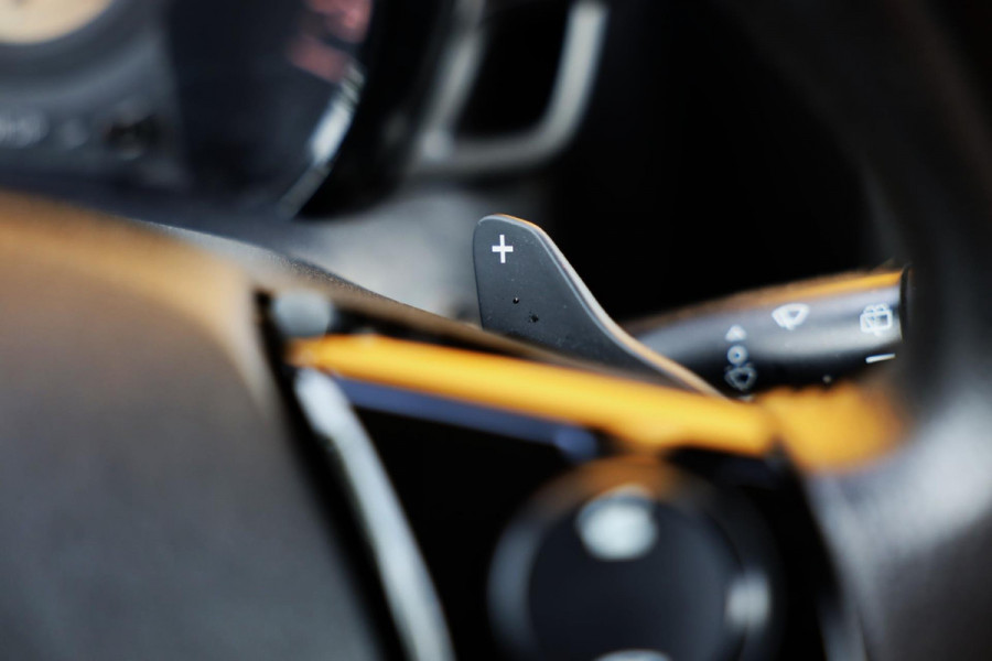 Toyota Aygo 1.0 VVT-i x-sport / AUT / NAP / Eerste Eigenaar / Camera / F1 Flippers / Airco / 5 Deurs / Allu Velgen