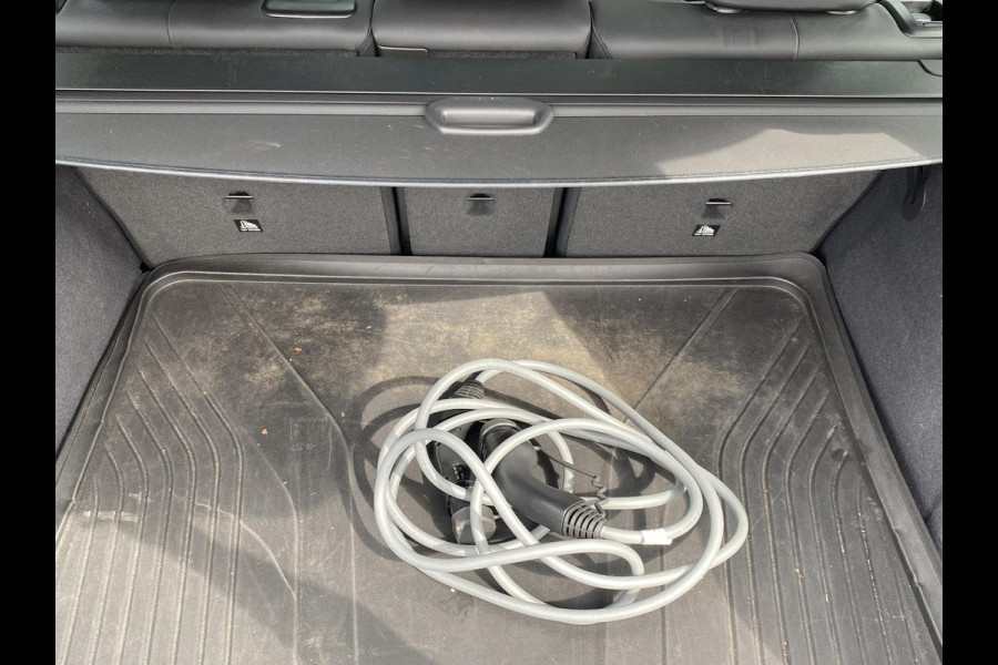 BMW iX3 High Executive 80 kWh M SPORT DEALER ONDERHOUDEN | MEGA COMPLEET (oa: DRIVING ASSIST.PROFF.-HARMAN KARDON-DODE HOEK-ELECTR.STOELEN-ADAPTIEF ONDERSTEL etc.) | RIJKLAARPIJS incl. 12mnd BOVAG
