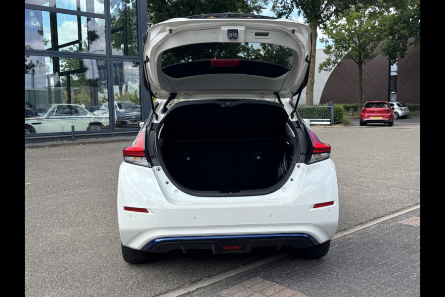 Nissan Leaf Tekna 40 kWh RIJKLAARPRIJS INCL. 12MND BOVAG GARANTIE | GOED ONDERHOUDEN