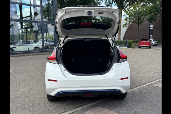 Nissan Leaf Tekna 40 kWh RIJKLAARPRIJS INCL. 12MND BOVAG GARANTIE | GOED ONDERHOUDEN