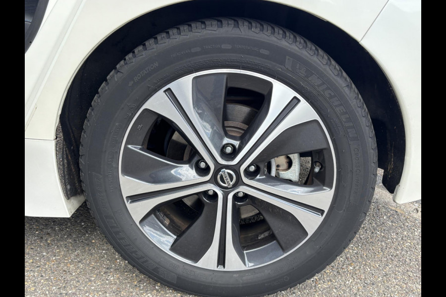 Nissan Leaf Tekna 40 kWh RIJKLAARPRIJS INCL. 12MND BOVAG GARANTIE | GOED ONDERHOUDEN