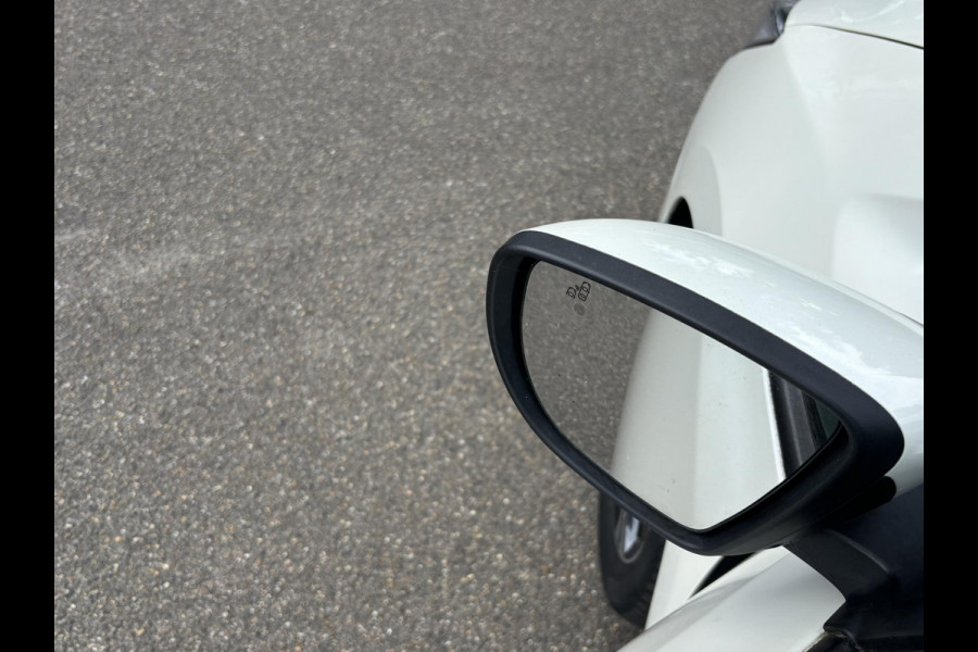 Nissan Leaf Tekna 40 kWh RIJKLAARPRIJS INCL. 12MND BOVAG GARANTIE | GOED ONDERHOUDEN