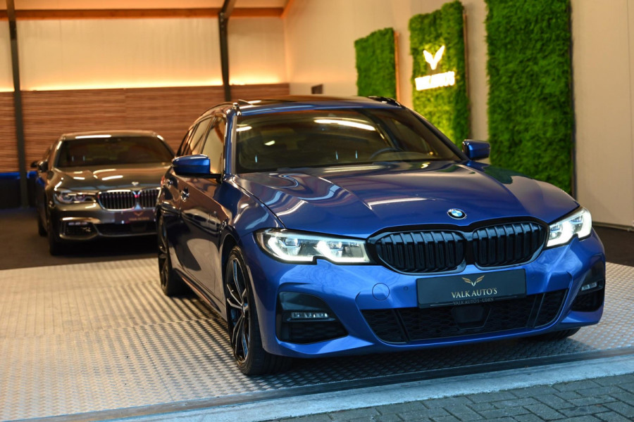 BMW 3 Serie Touring 330e M-Sport - Laser - Adapt. Cruise Control - Panoramadak - Keyless Entry - Stoelverwarming - Camera