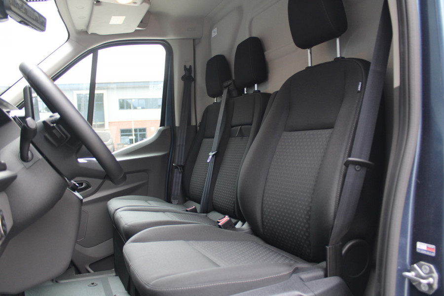 Ford Transit 350 2.0 TDCI L3H2 Limited 165pk - Adaptive Cruise - Luchtvering - Blind Spot - 360 camera - Navigatie - Stoel-Stuurverwarming -