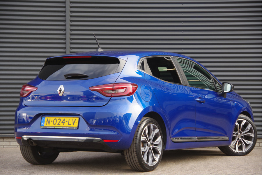 Renault Clio 1.3 TCe Initiale Paris 131PK AUT. LED, LEDER, KEYLESS, CAMERA, STOEL/STUURVERWARMING, NAVI, CRUISE, CLIMA