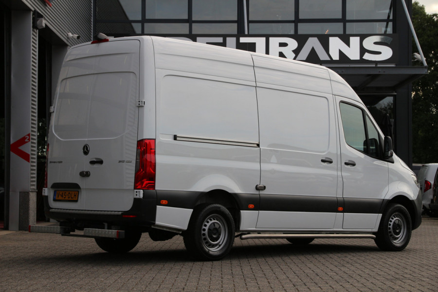 Mercedes-Benz Sprinter 315 CDI | Aut. | L2H2 | 3.5t trekgewicht | Navi | RWD | Clima..